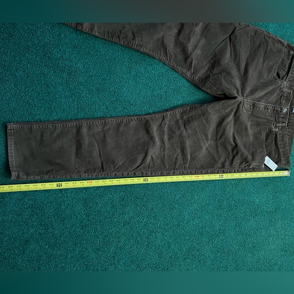 Gap Slim Brown Corduroy 36x32 - Picture 13 of 16